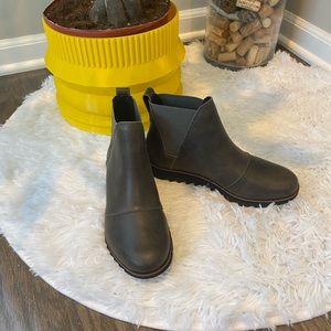 ✨Sorel (NWOT) Ankle Boots Size 6✨